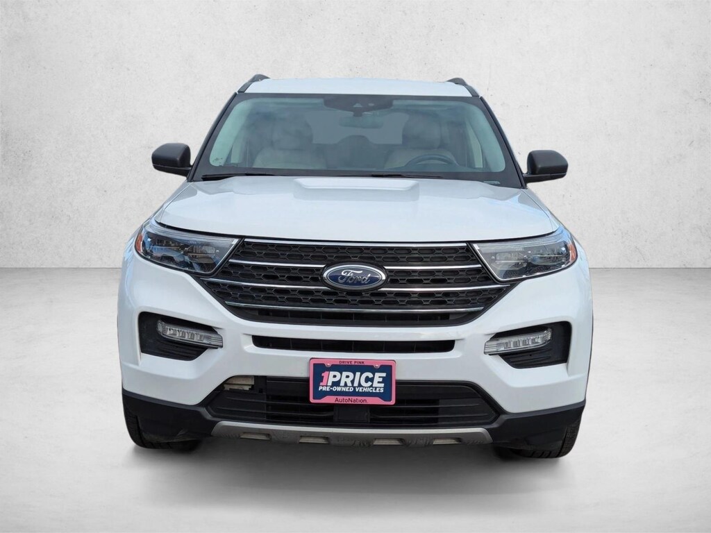 Used 2024 Ford Explorer XLT Sport Utility