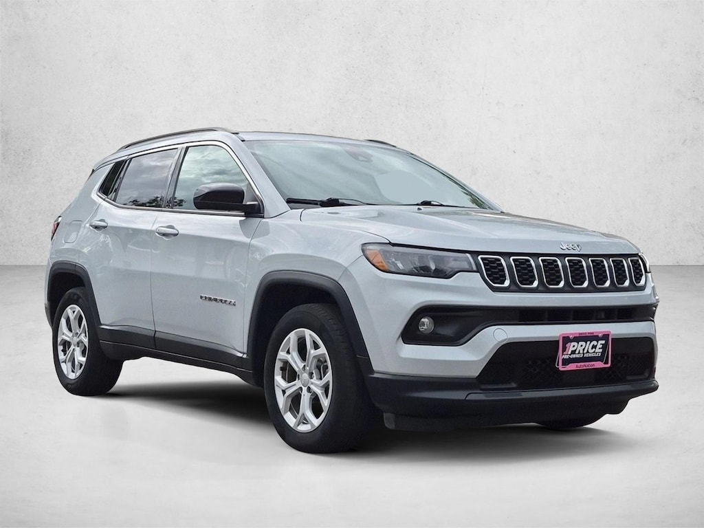 Used 2024 Jeep Compass Latitude Sport Utility