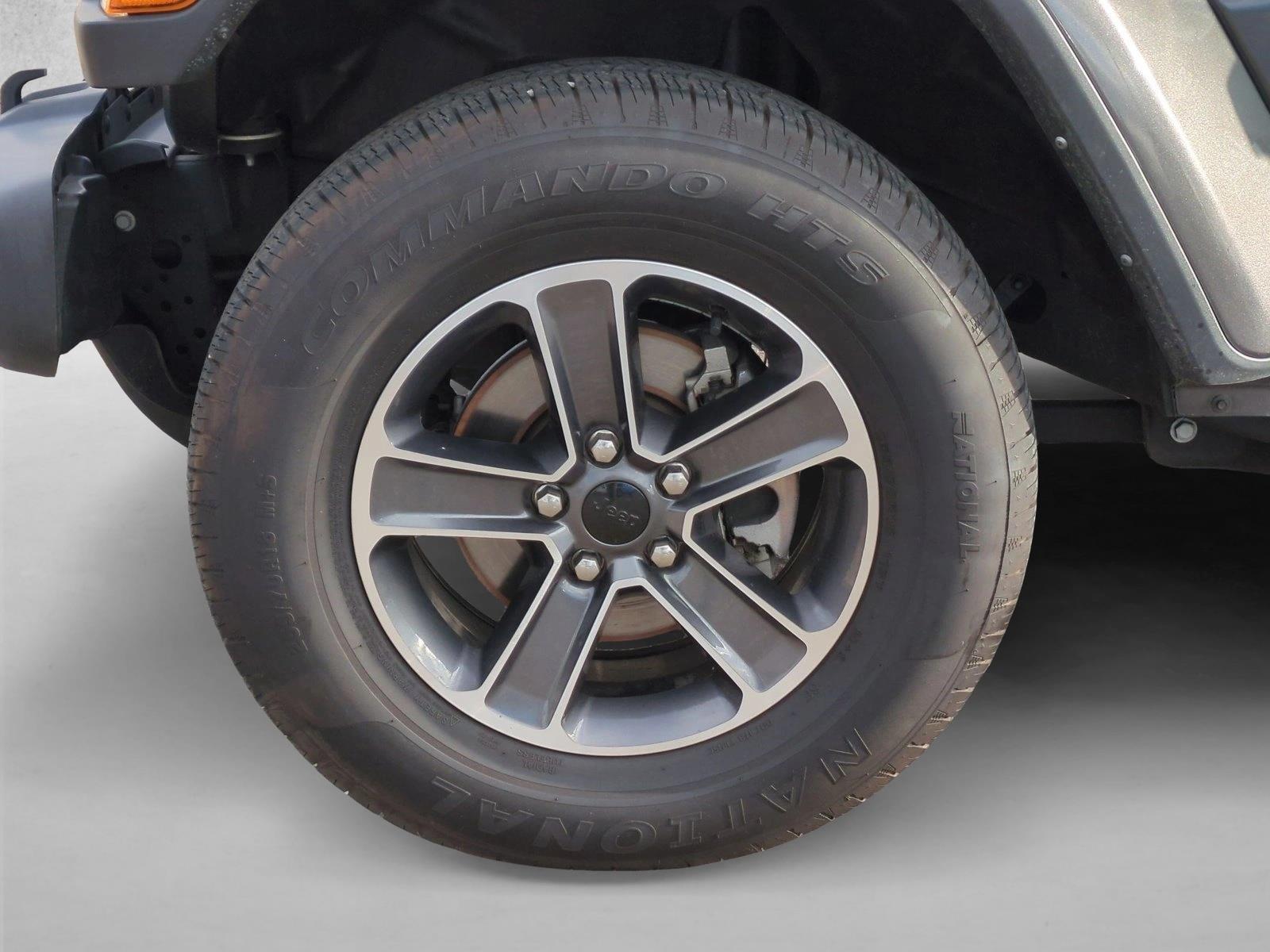 2023 Jeep Wrangler 4-Door Sahara - Photo 23