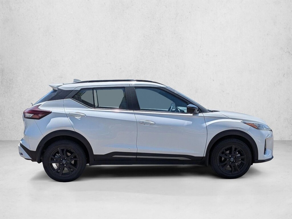 Used 2024 Nissan Kicks SR Sport Utility