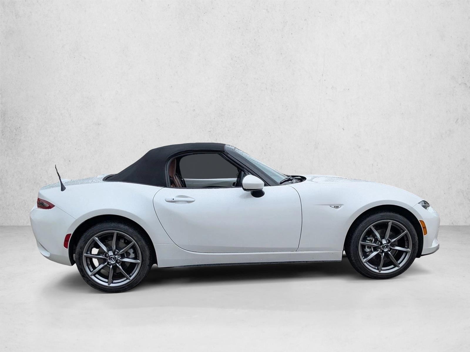 2023 Mazda MX-5 Miata Miata Grand Touring photo 4