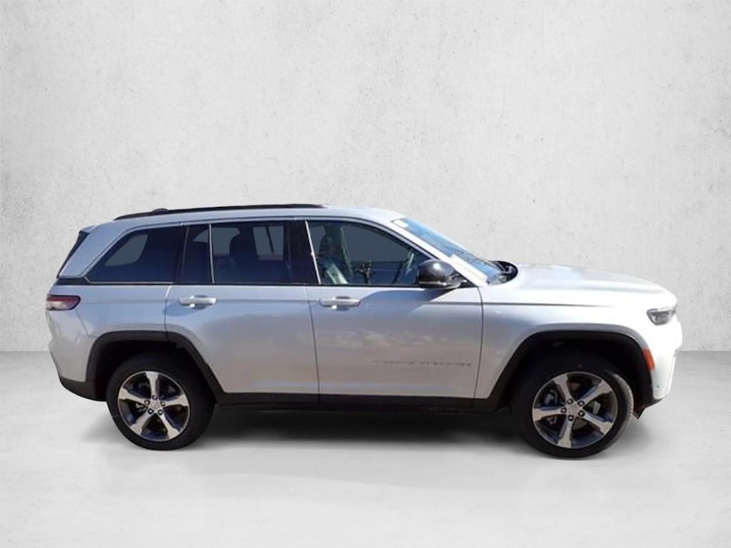 New 2026 Jeep Grand Cherokee Limited SUV