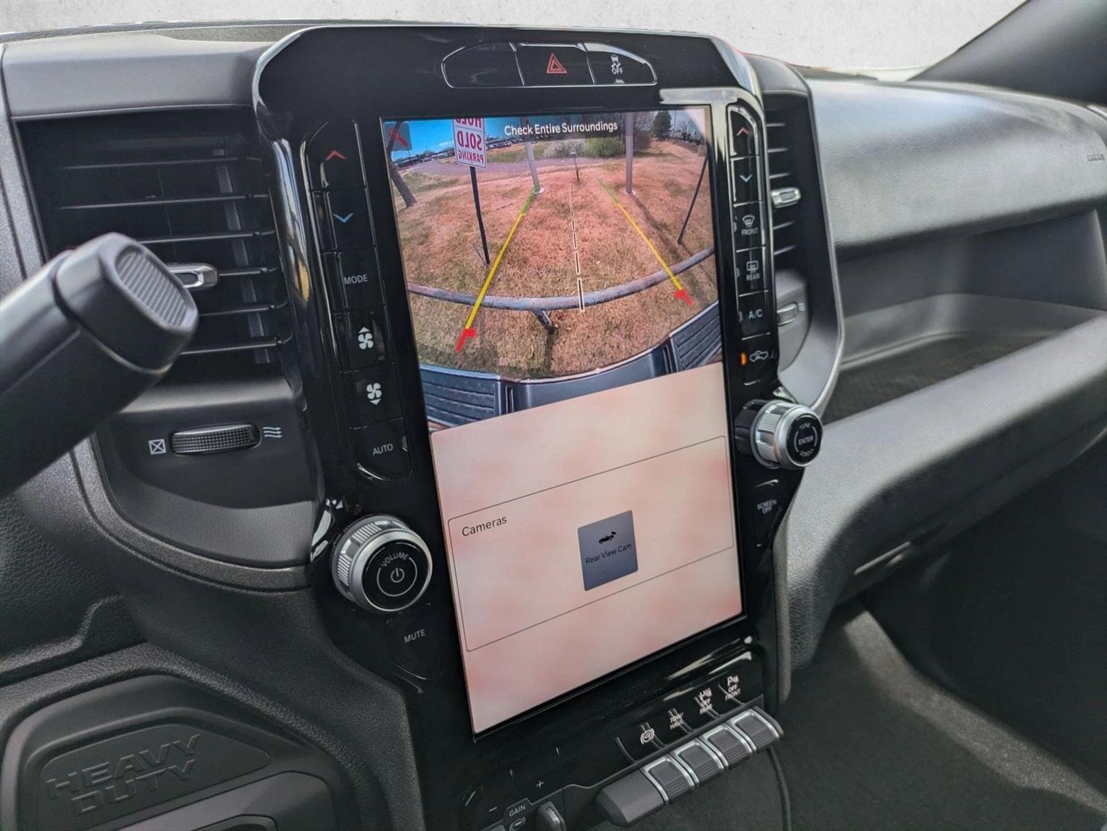 2025 RAM 2500 Tradesman - Photo 13