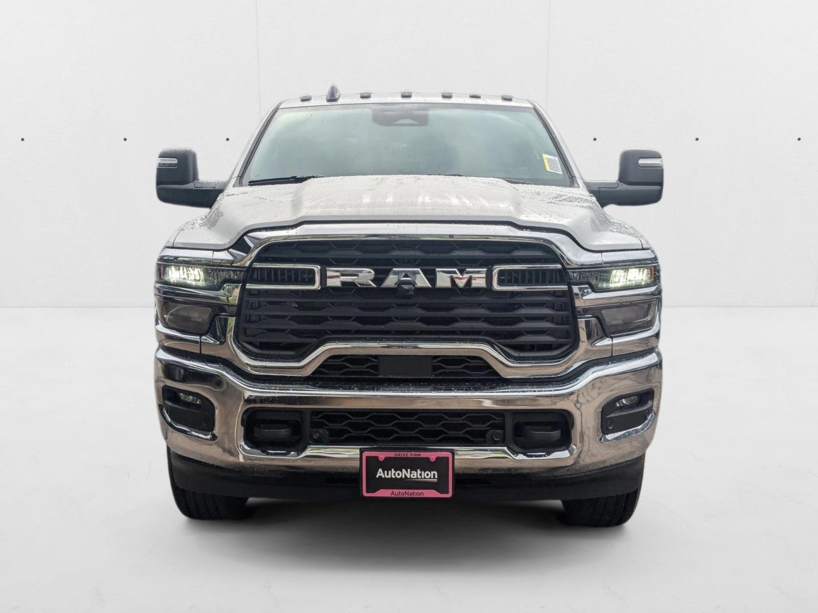 2025 RAM 2500 Tradesman - Photo 6