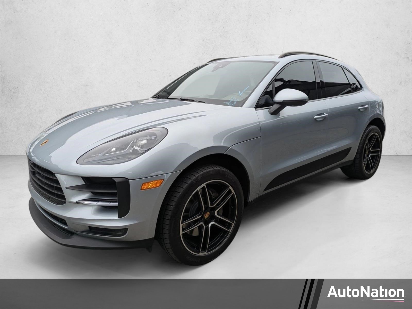 2020 Porsche Macan S's photo
