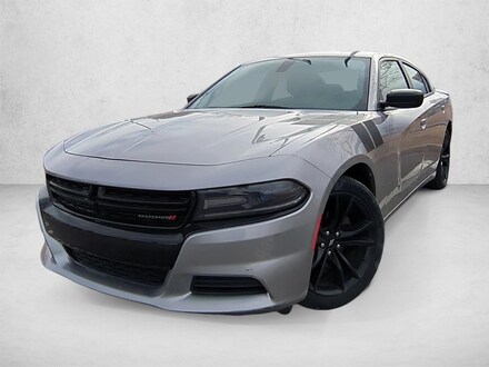 2017 Dodge Charger SE 4dr Car