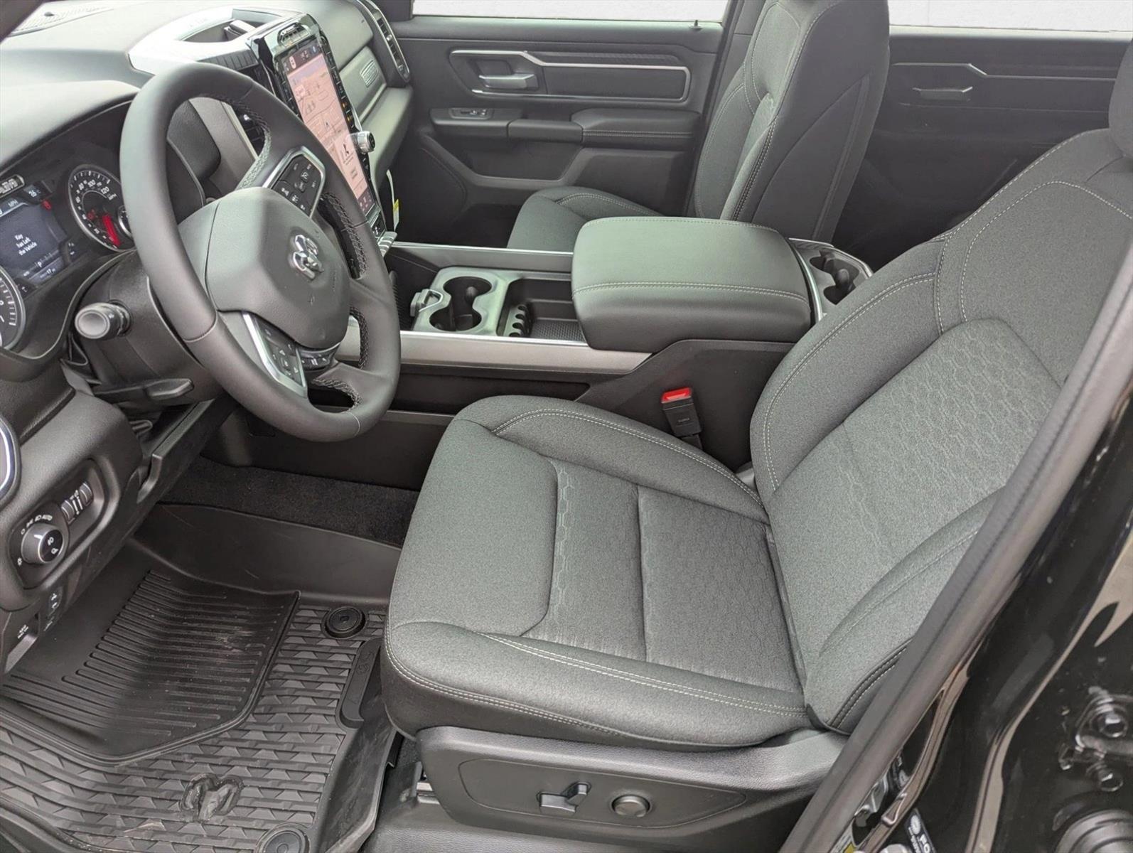 2026 Ram 1500 Big Horn photo 4