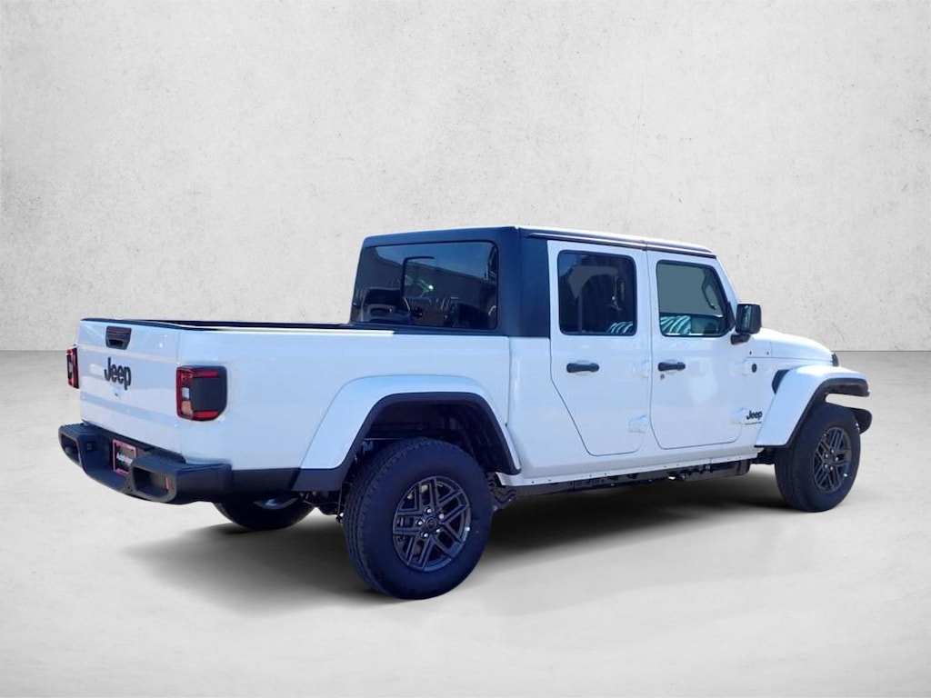 New 2026 Jeep Gladiator Sport S Truck Crew Cab