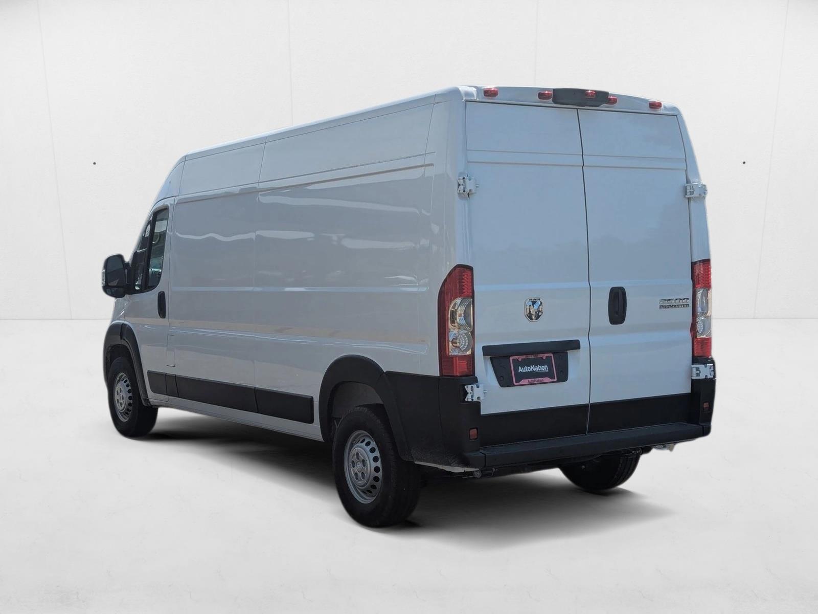 2025 Ram ProMaster 2500 photo 2