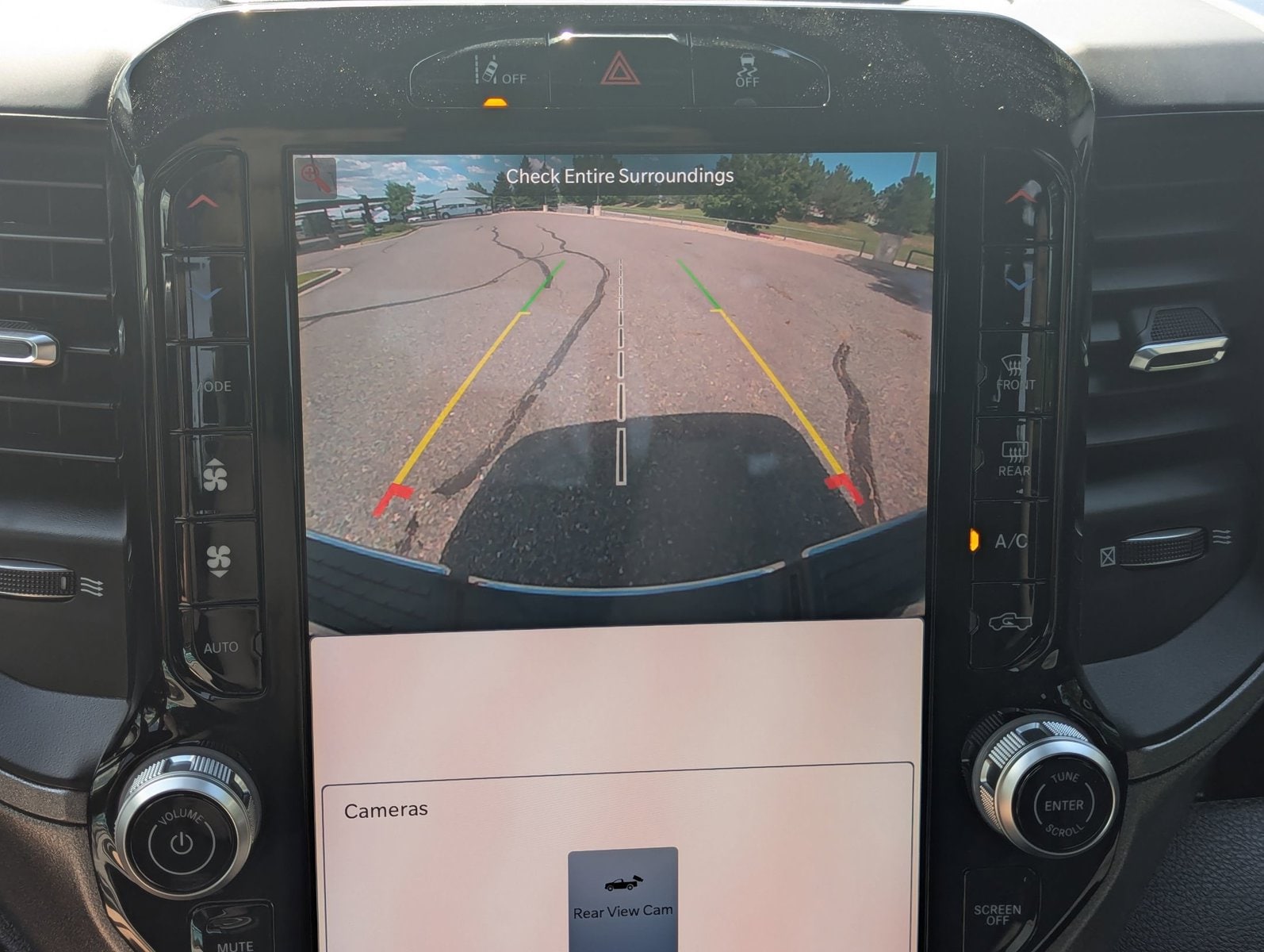 2026 RAM 2500 Tradesman - Photo 14