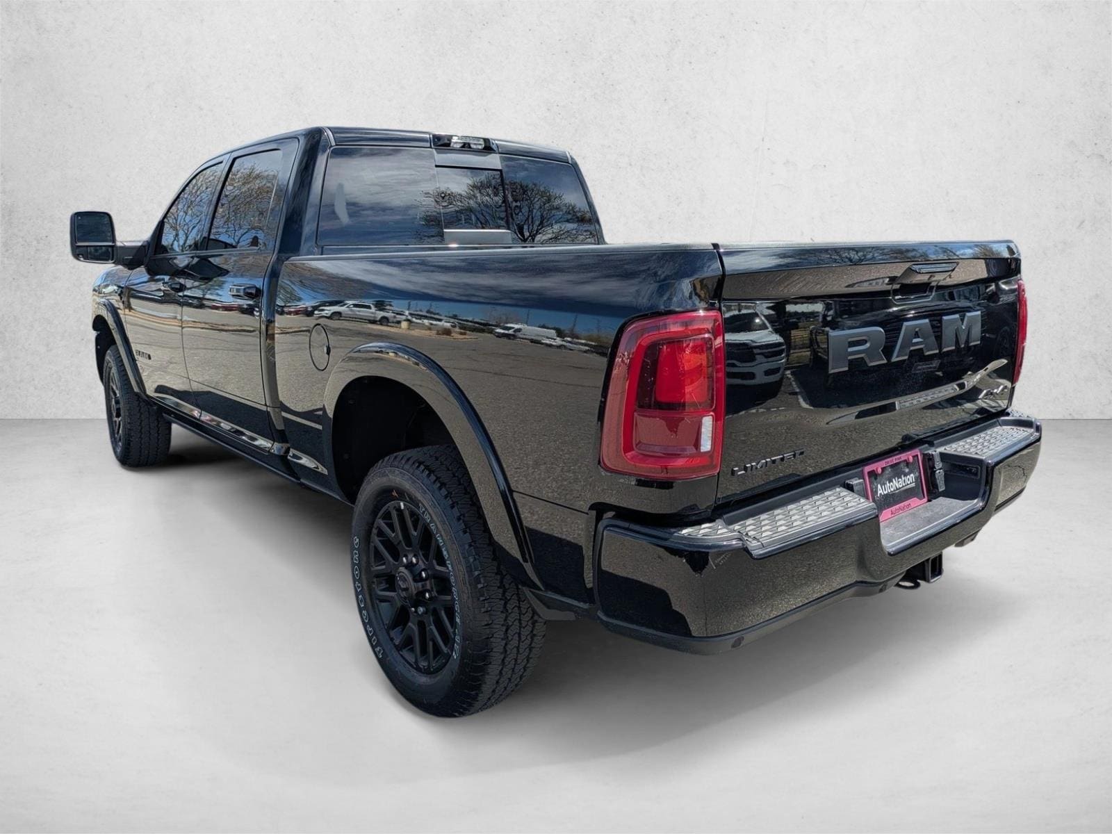 2025 RAM 2500 Limited - Photo 9