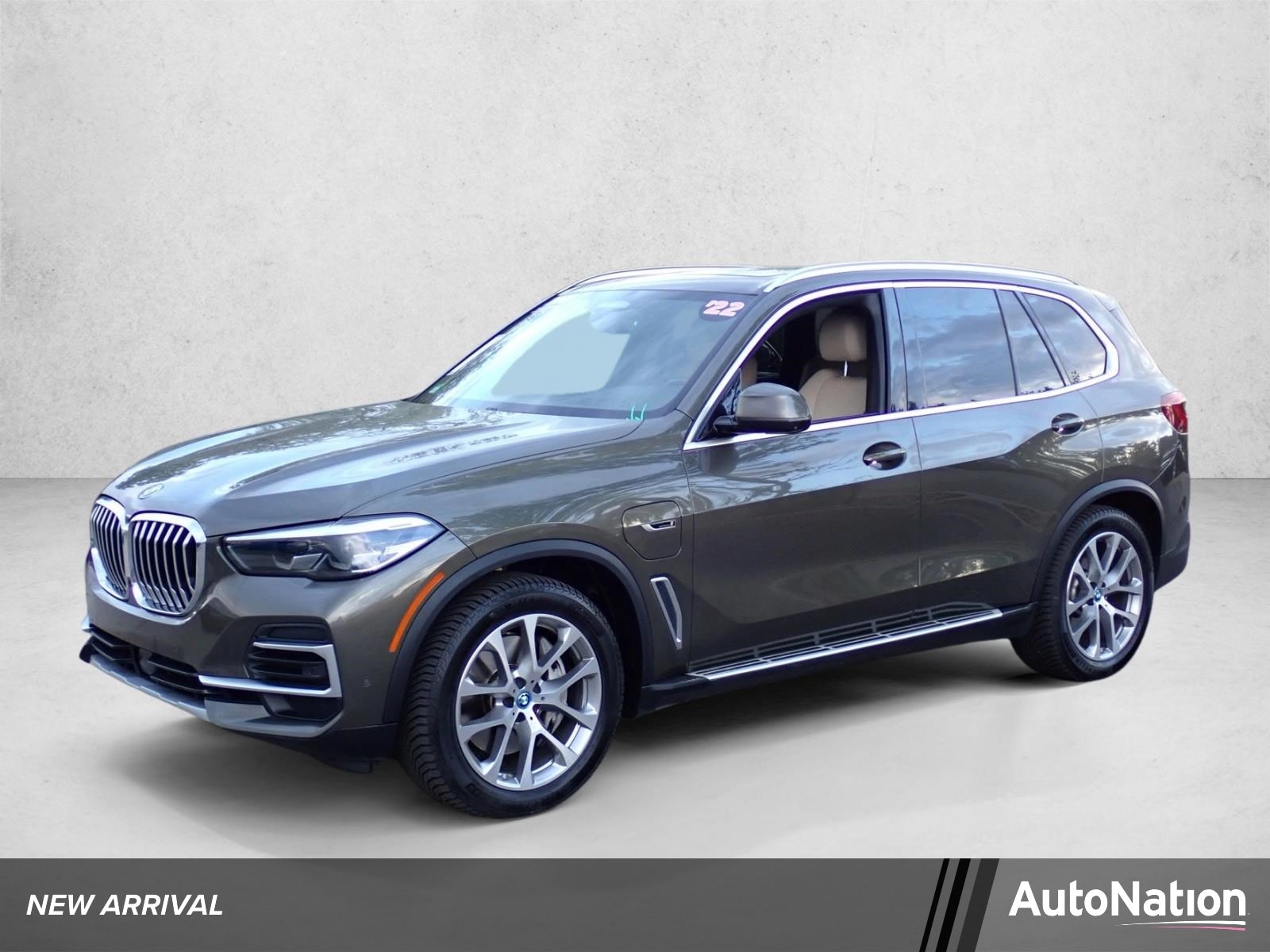 2022 BMW X5 xDrive45e's photo