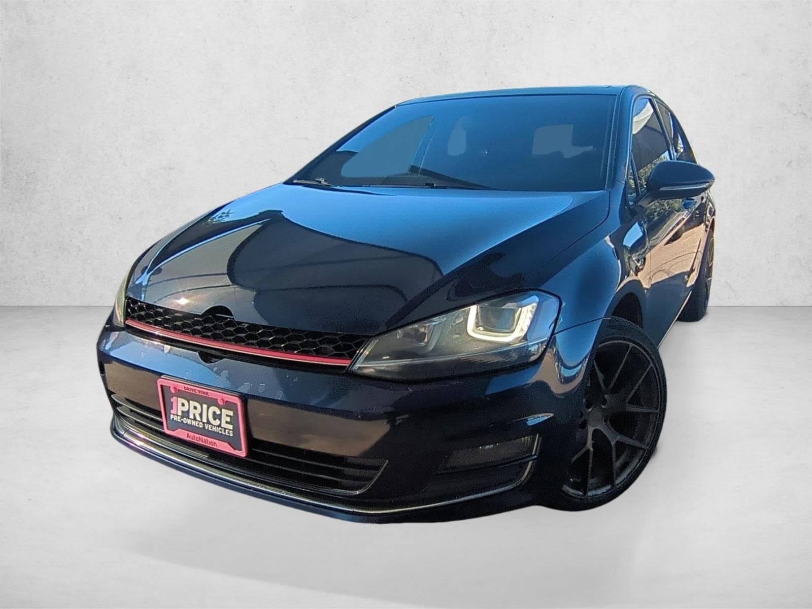 2015 Volkswagen Golf TDI SEL's photo