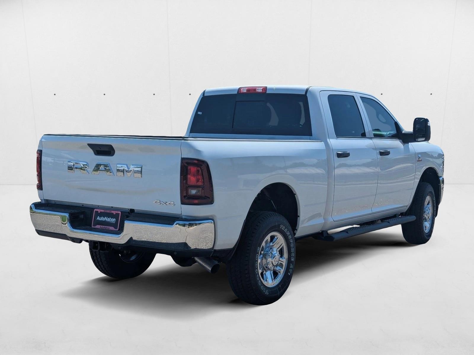 2026 Ram 2500 Tradesman photo 2