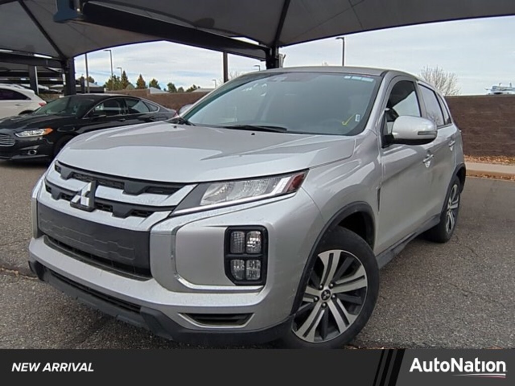 Used 2024 Mitsubishi Outlander SE Sport Utility