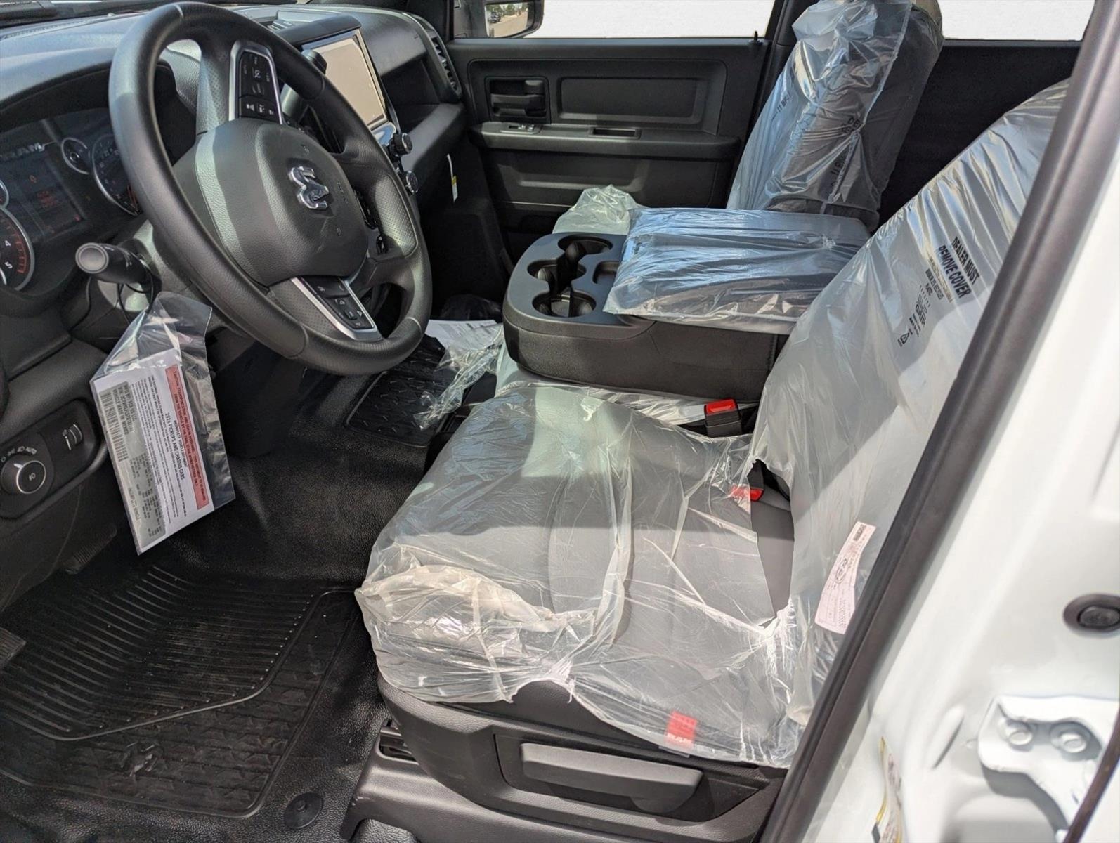 2026 Ram 4500 Tradesman photo 2