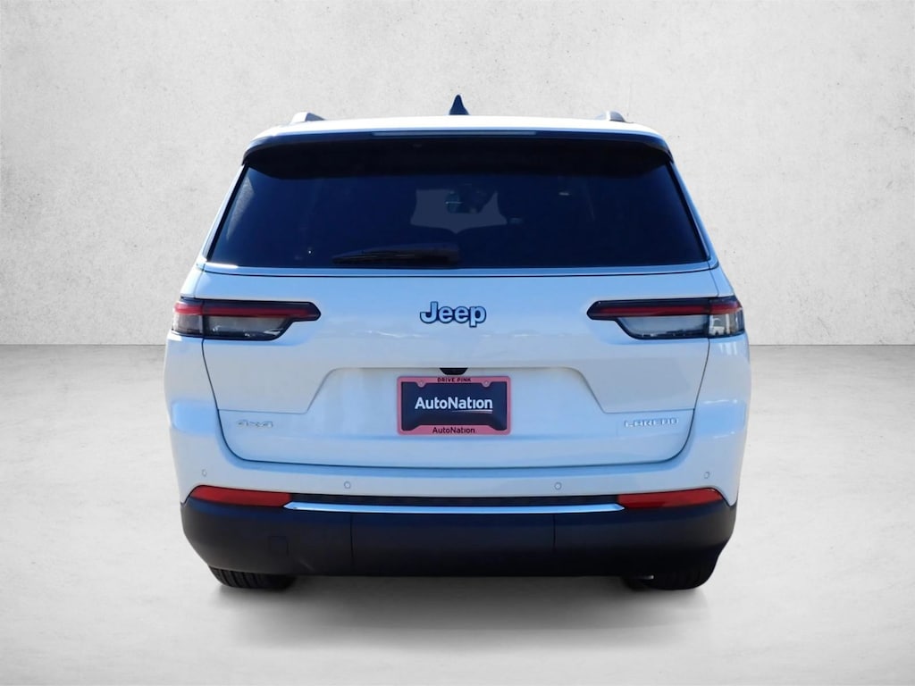 New 2026 Jeep Grand Cherokee Laredo SUV