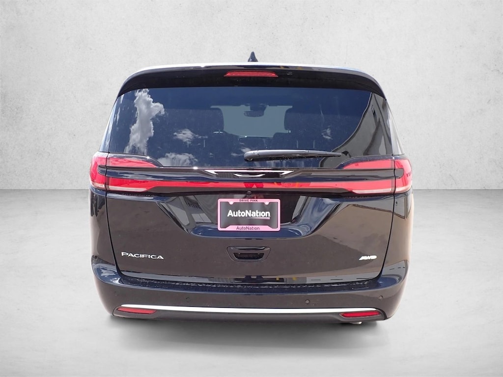New 2027 Chrysler Pacifica Select Van Passenger Van