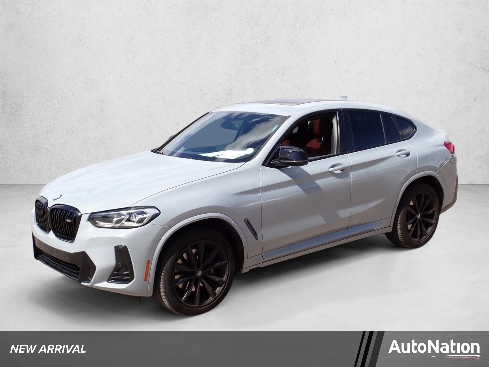 2022 BMW X4 M40i's photo
