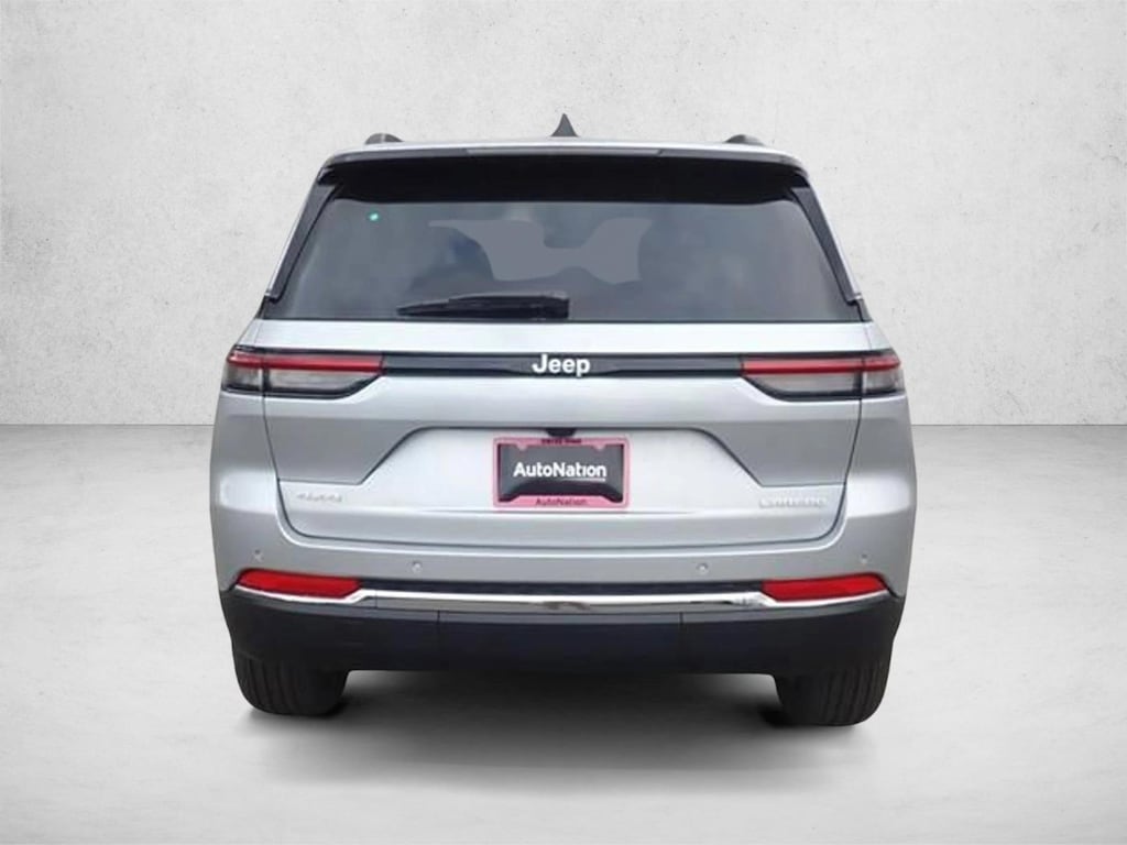 New 2026 Jeep Grand Cherokee Laredo X SUV