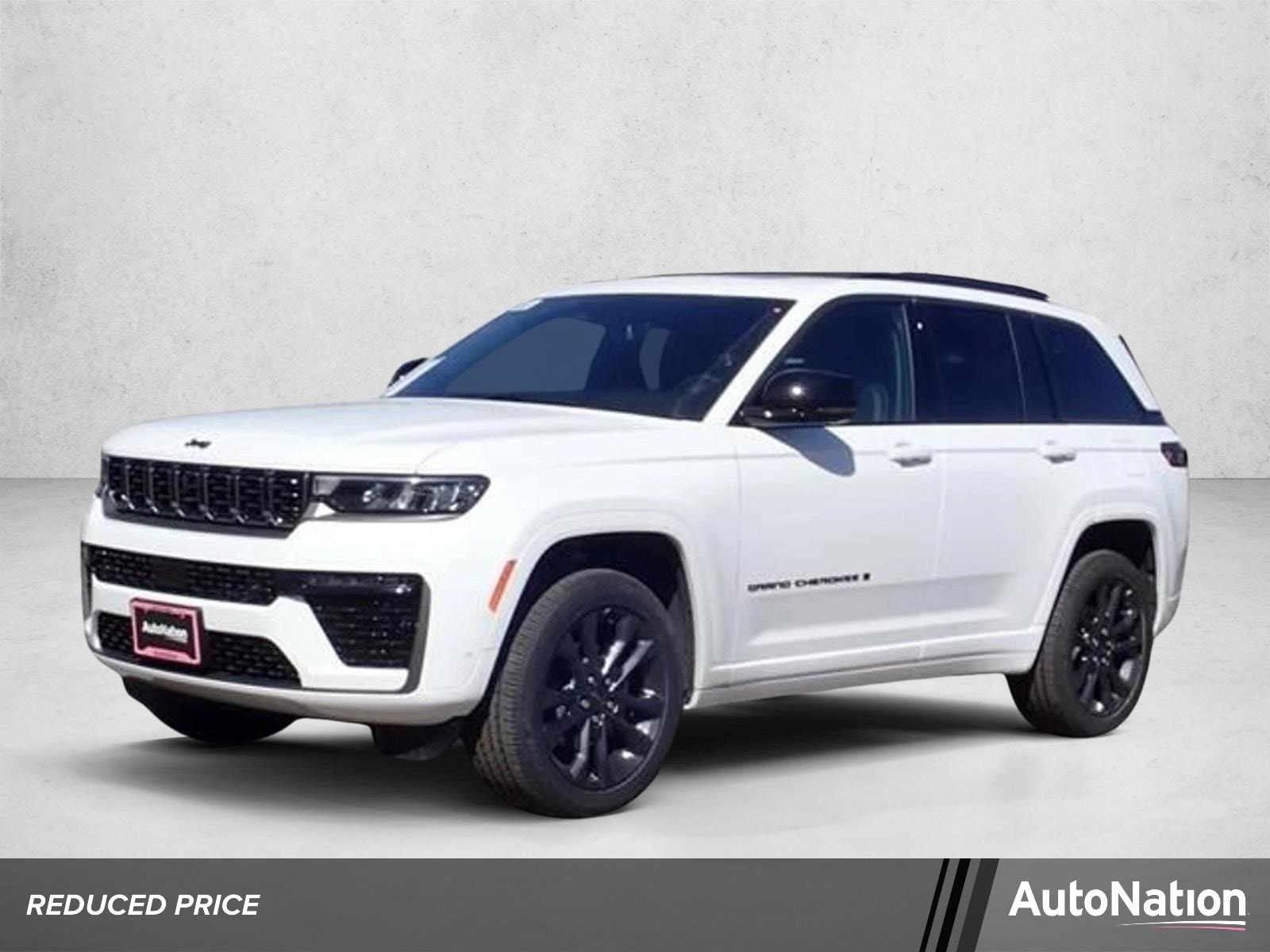 2026 Jeep Grand Cherokee Limited Reserve 4x4's photo