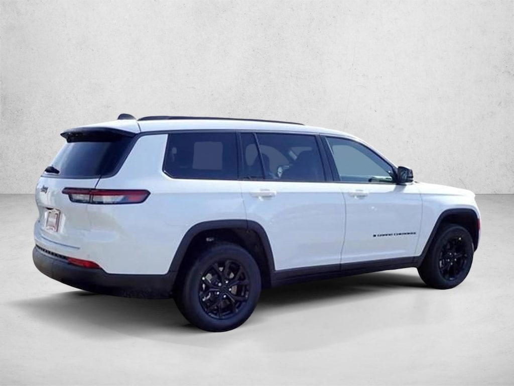 New 2026 Jeep Grand Cherokee Laredo Altitude SUV