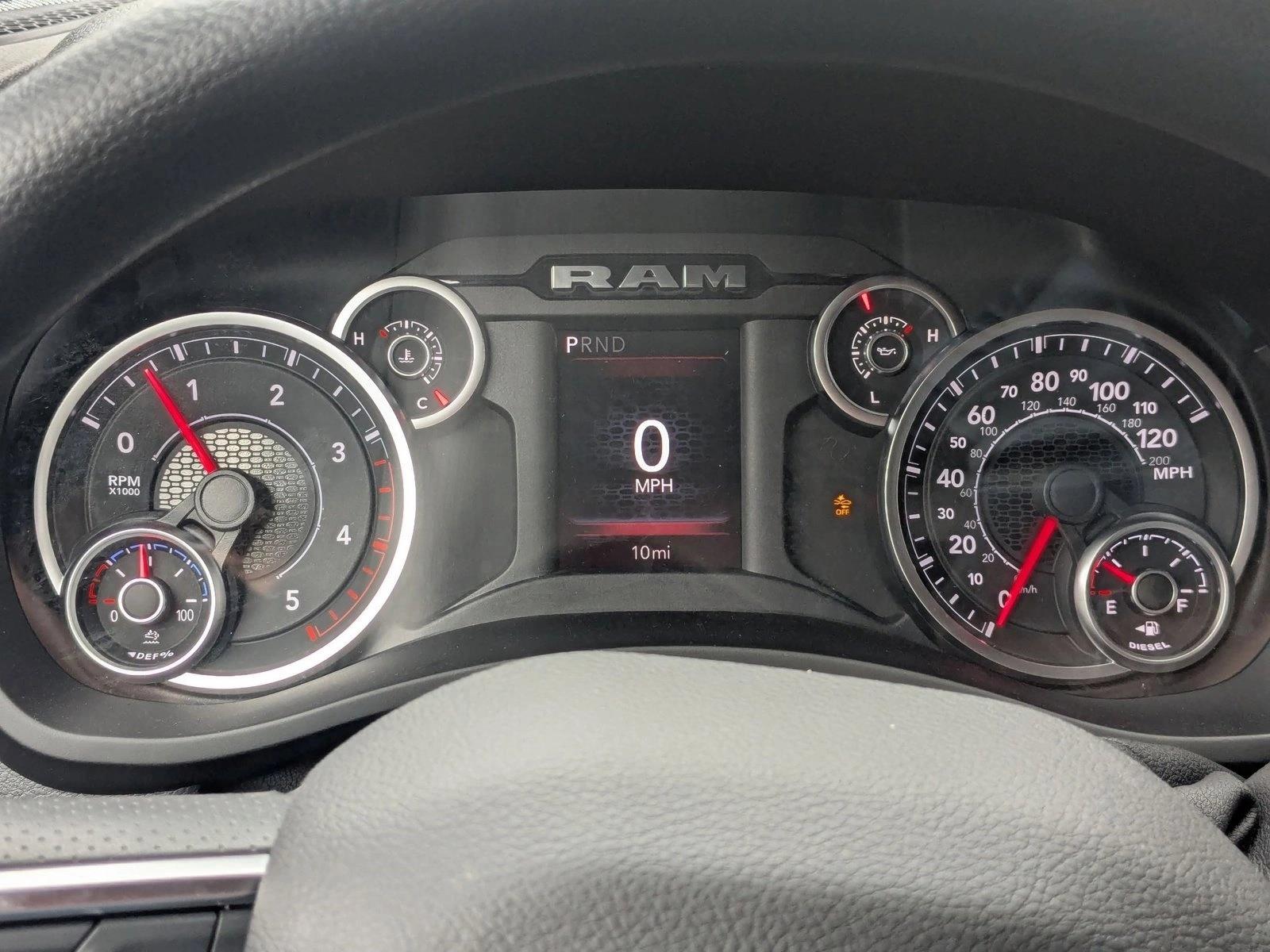 2025 RAM 2500 Tradesman - Photo 11