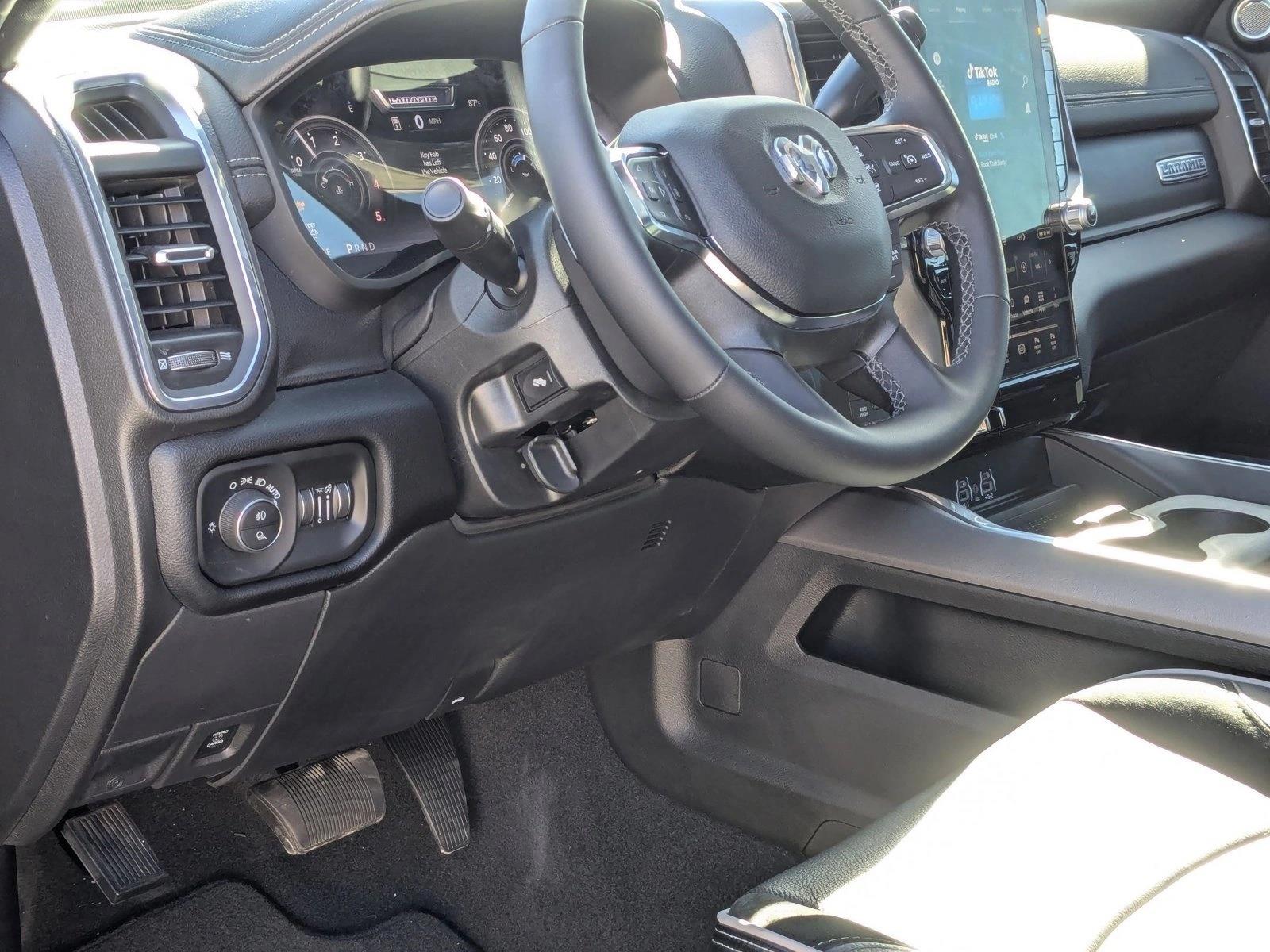 2025 Ram 2500 Laramie photo 3