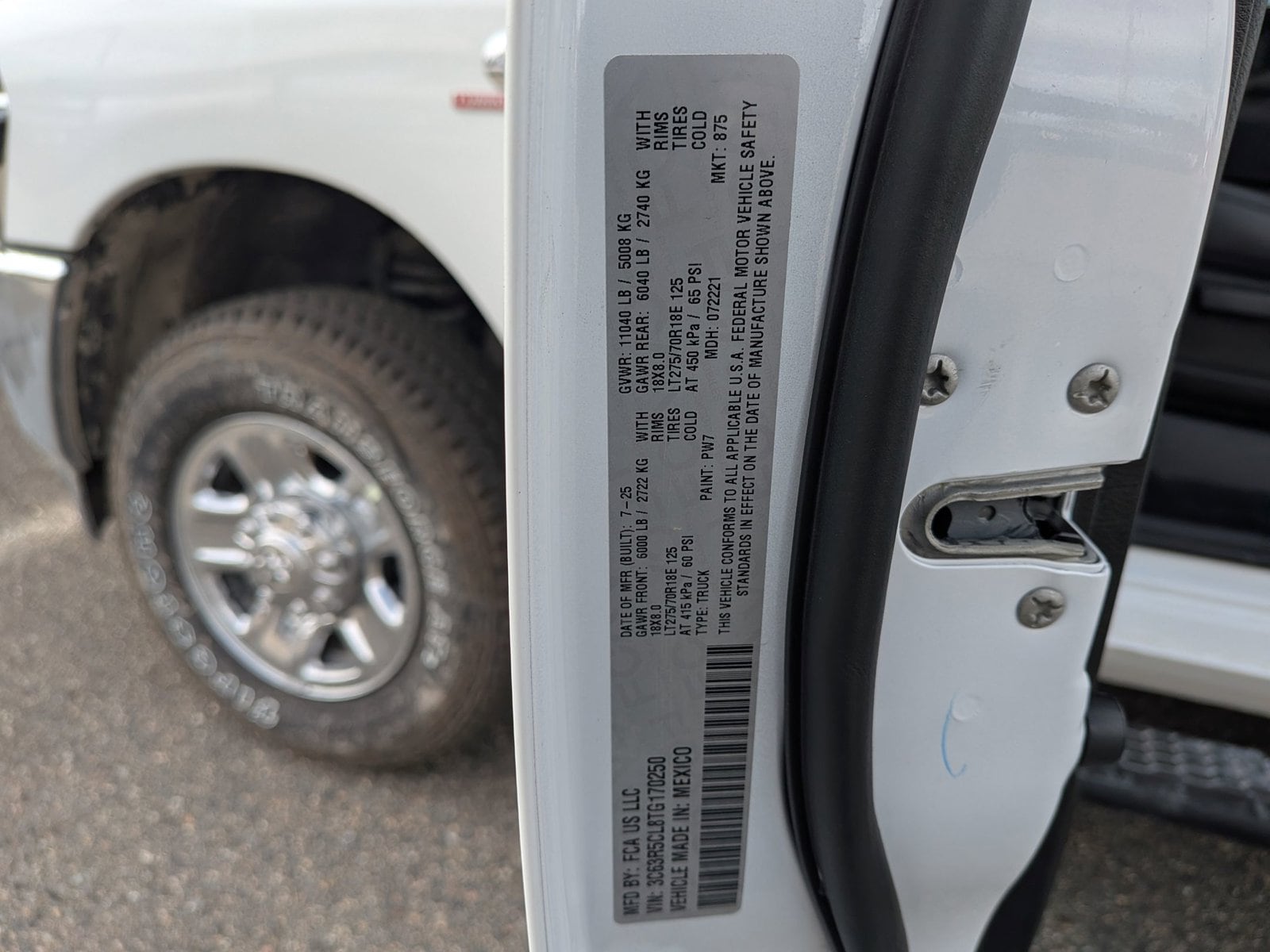 2026 RAM 2500 Tradesman - Photo 17