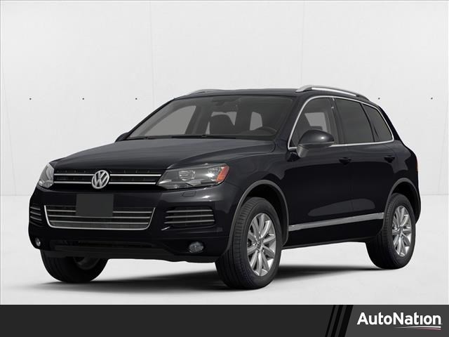 2013 Volkswagen Touareg Sport VR6 w/Navigation's photo