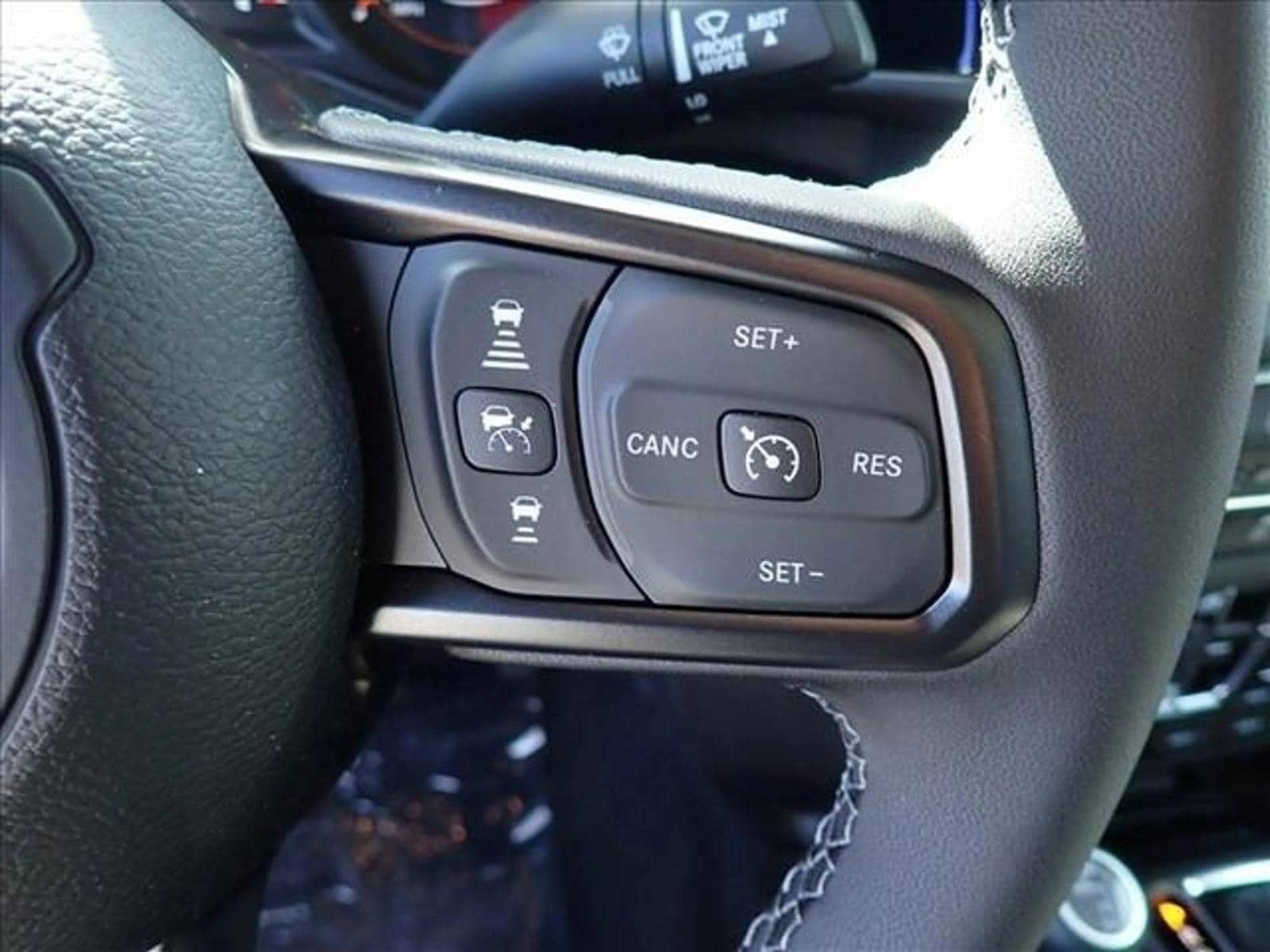 2025 Jeep Gladiator Willys - Photo 13