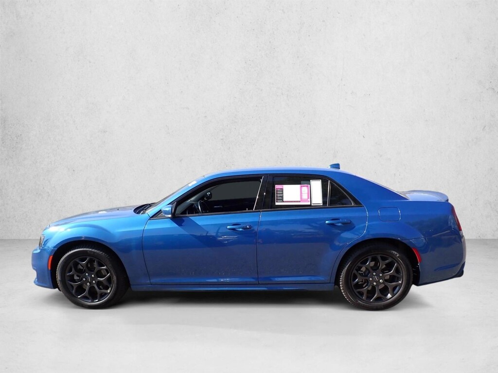 Used 2022 Chrysler 300 Touring L 4dr Car