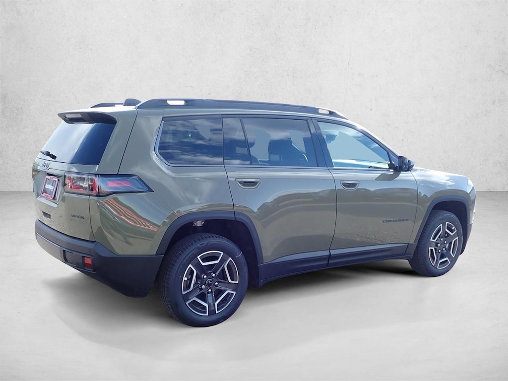 New 2026 Jeep Cherokee Laredo SUV