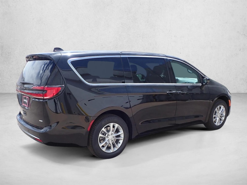New 2027 Chrysler Pacifica Select Van Passenger Van