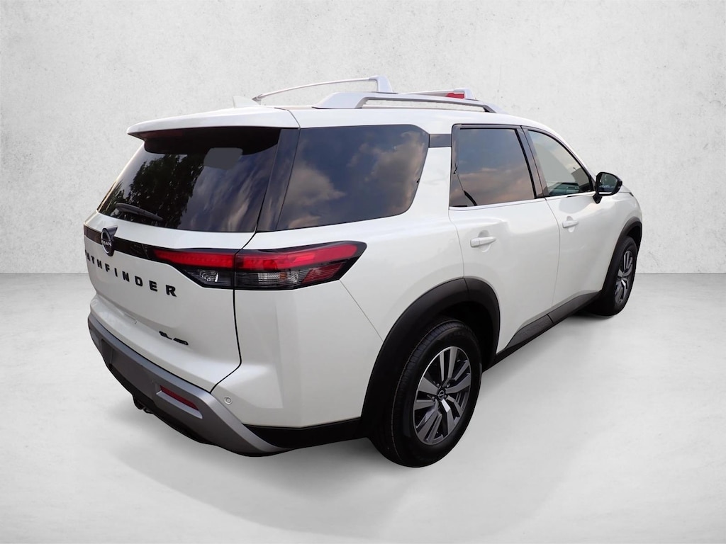 Used 2023 Nissan Pathfinder SL Sport Utility