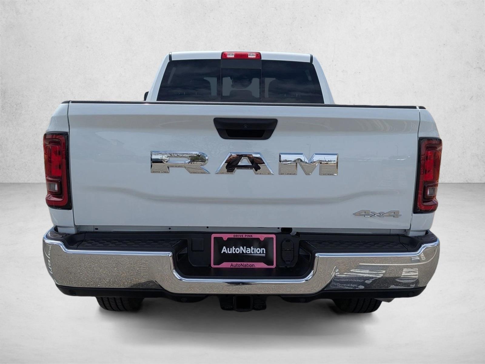 2025 RAM 2500 Tradesman - Photo 8