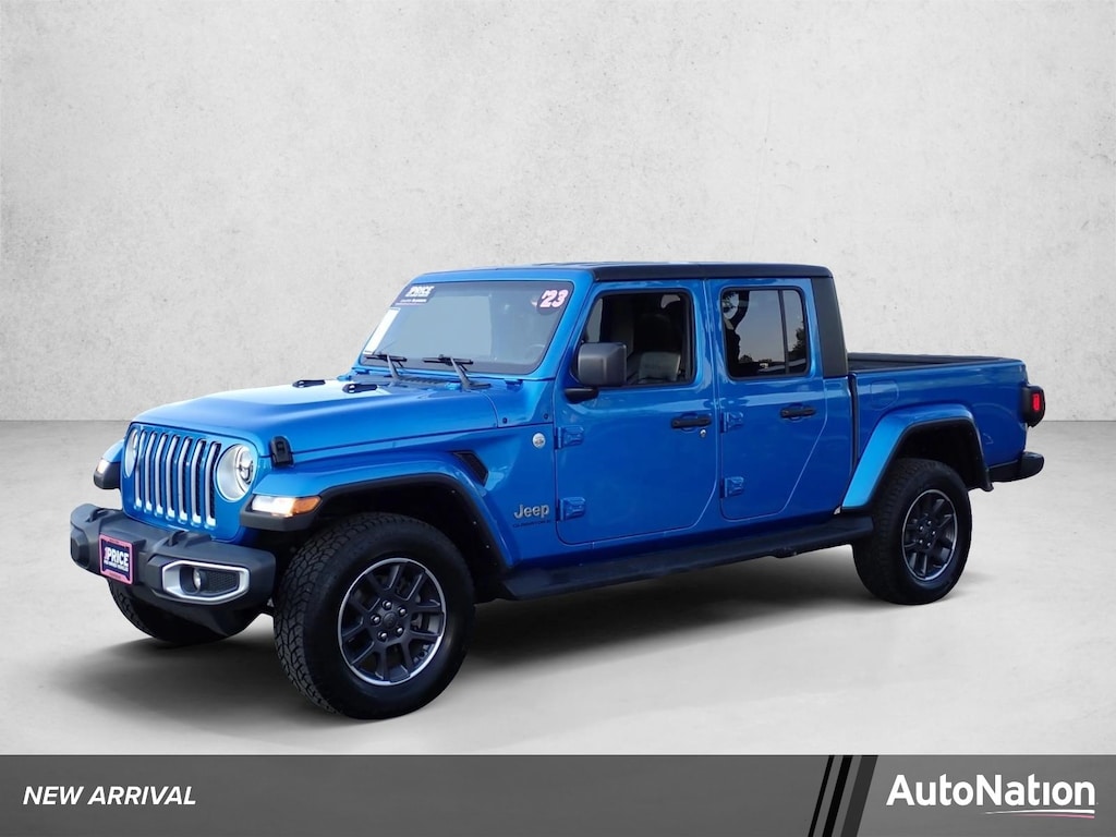 Used 2023 Jeep Gladiator Overland Crew Cab Pickup