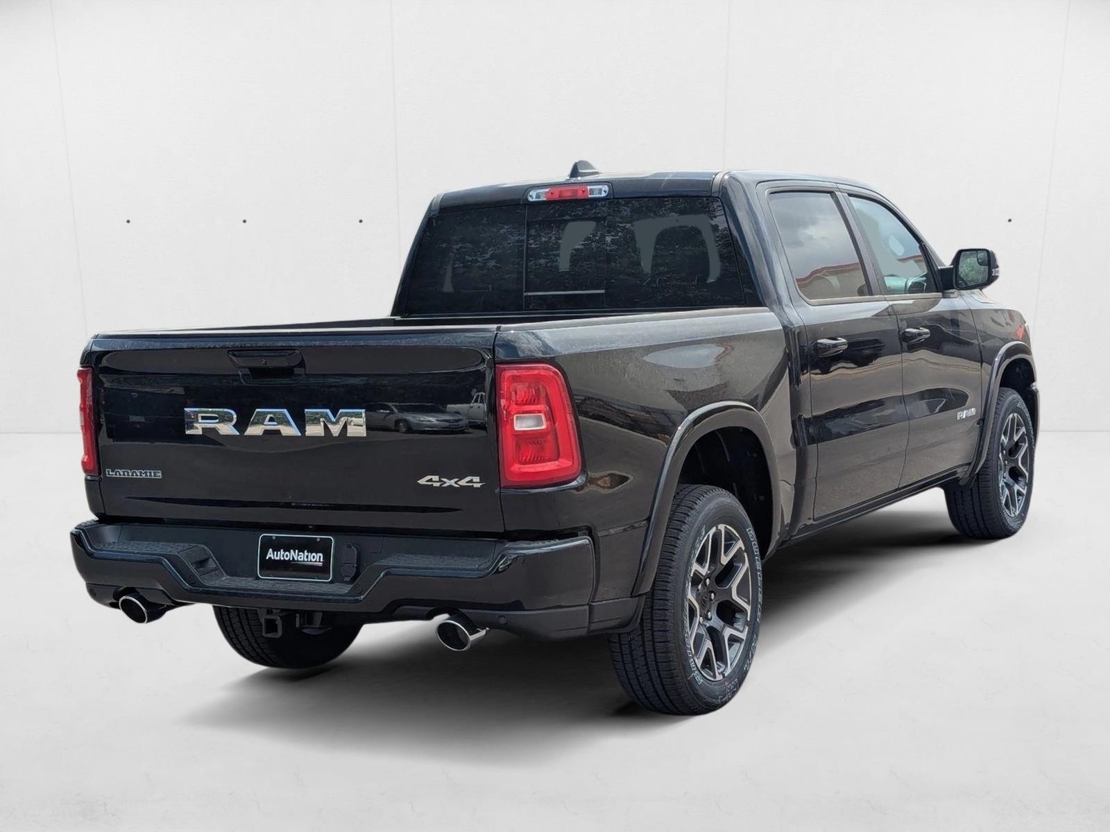 2025 Ram 1500 Laramie photo 2