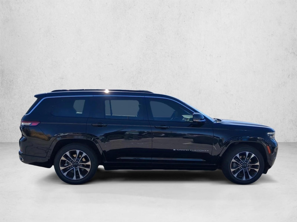 Used 2024 Jeep Grand Cherokee L Overland Sport Utility
