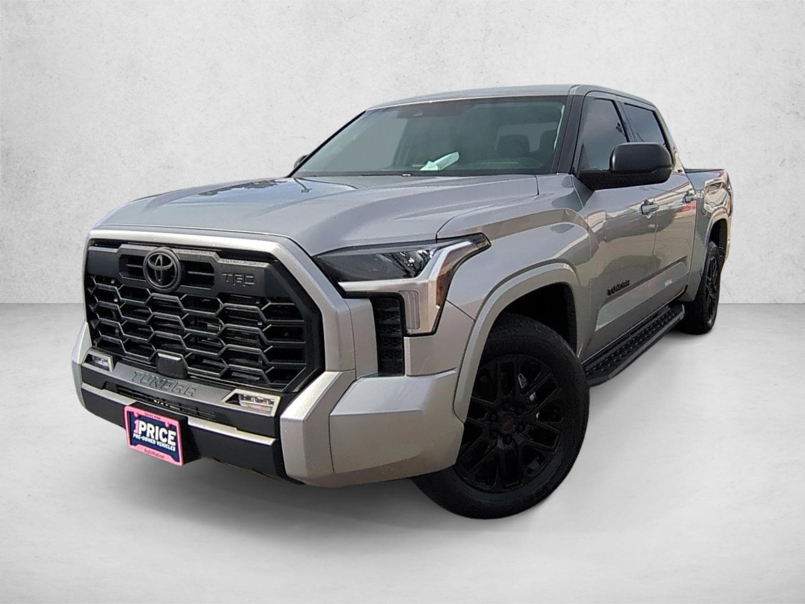 2023 Toyota Tundra SR5's photo