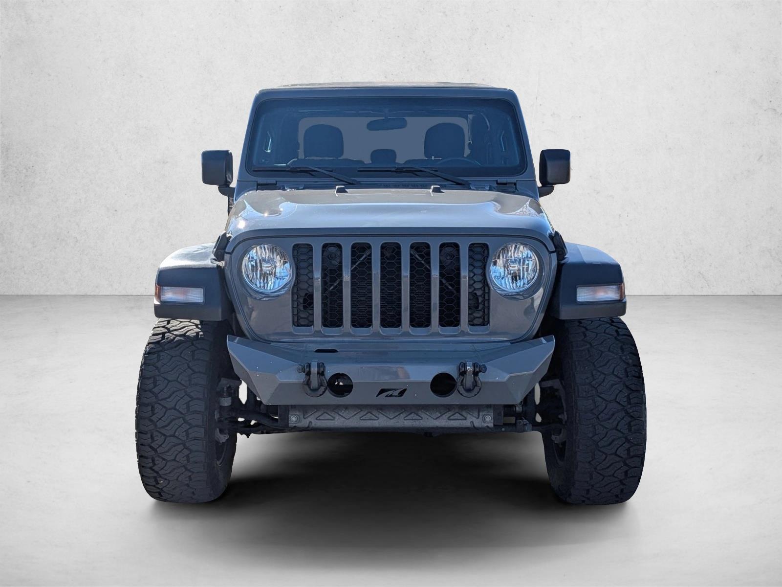 2020 Jeep Gladiator Sport S photo 2