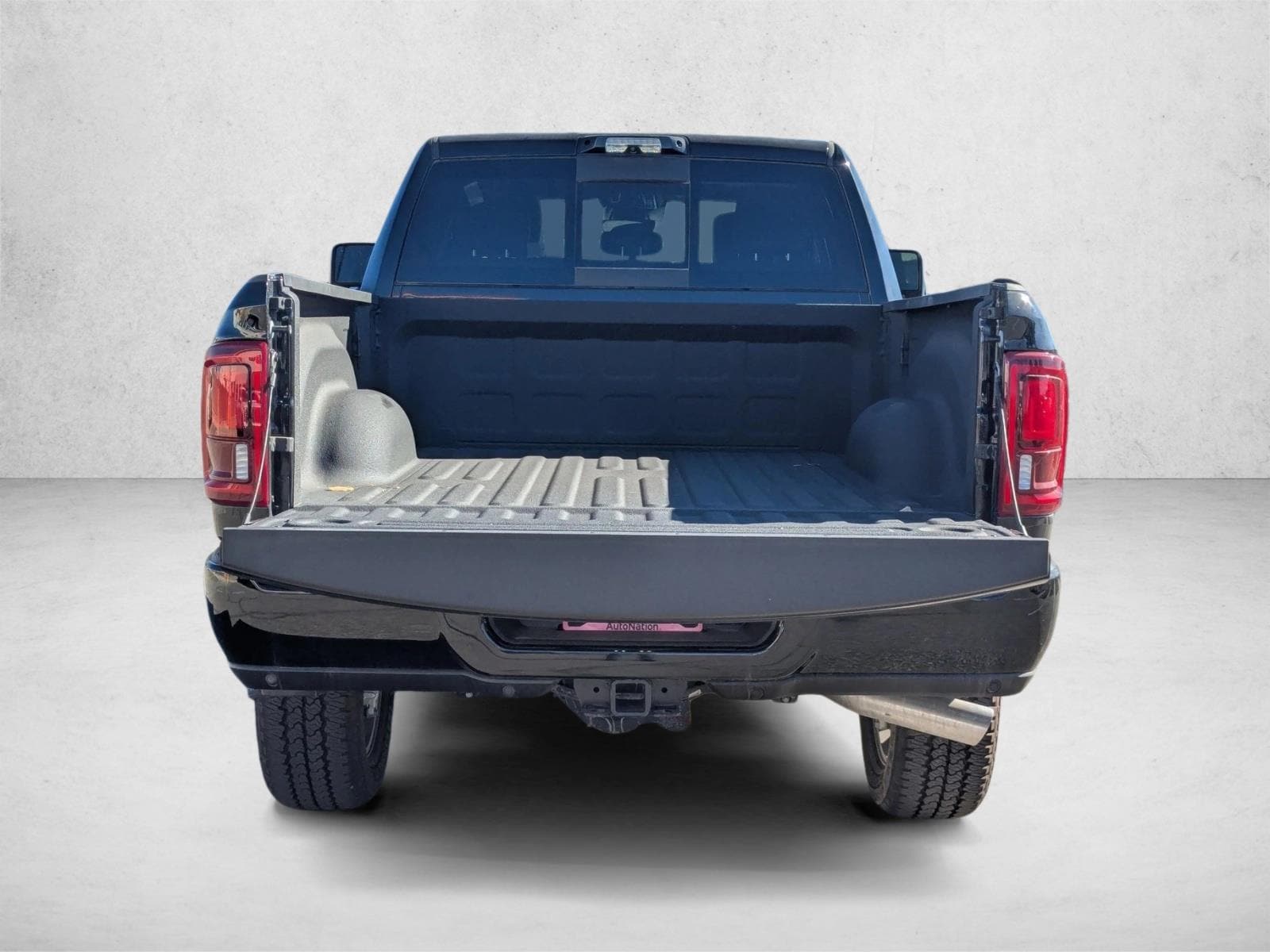 2025 RAM 2500 Laramie - Photo 8