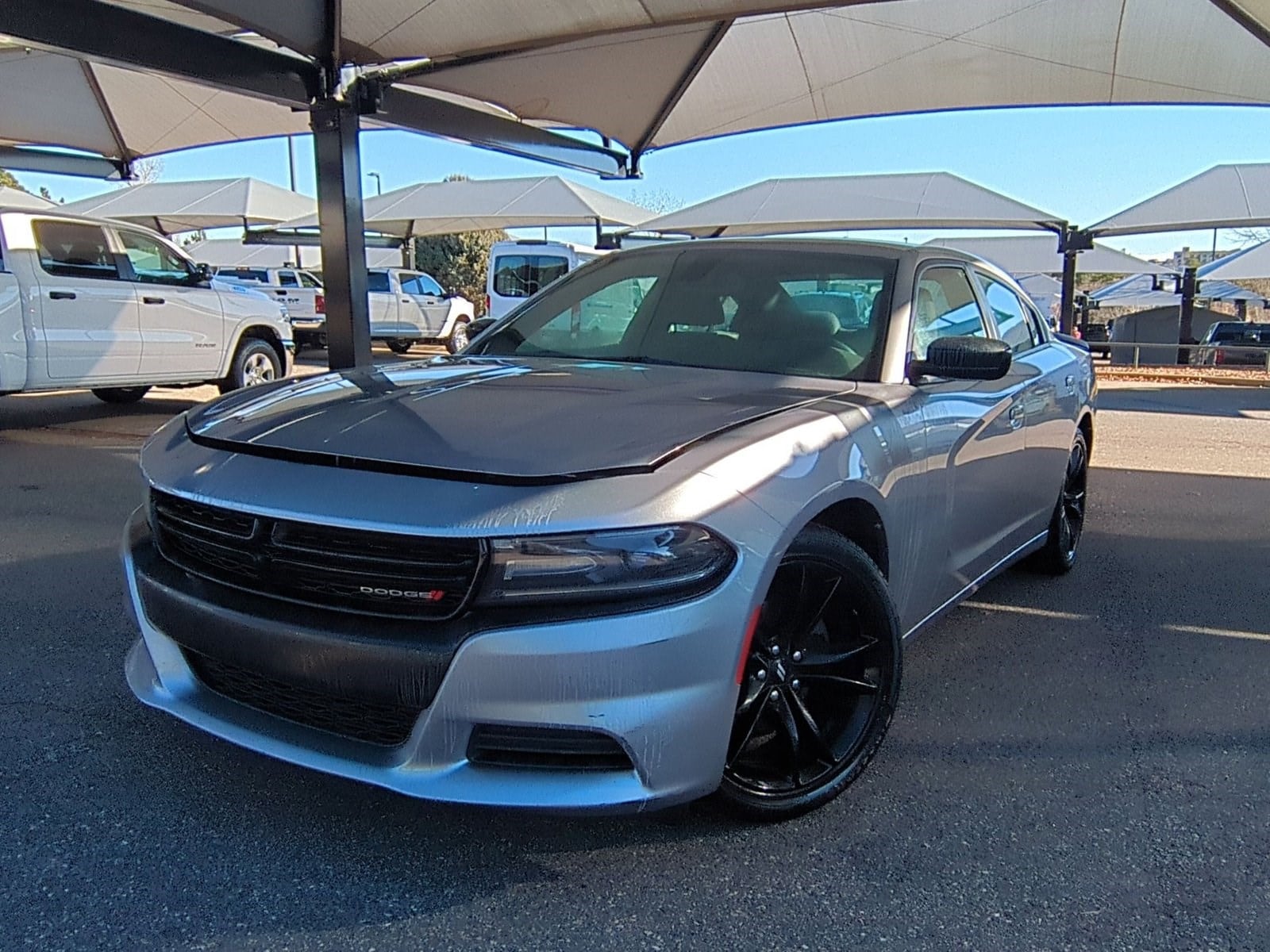 2017 Dodge Charger SE's photo