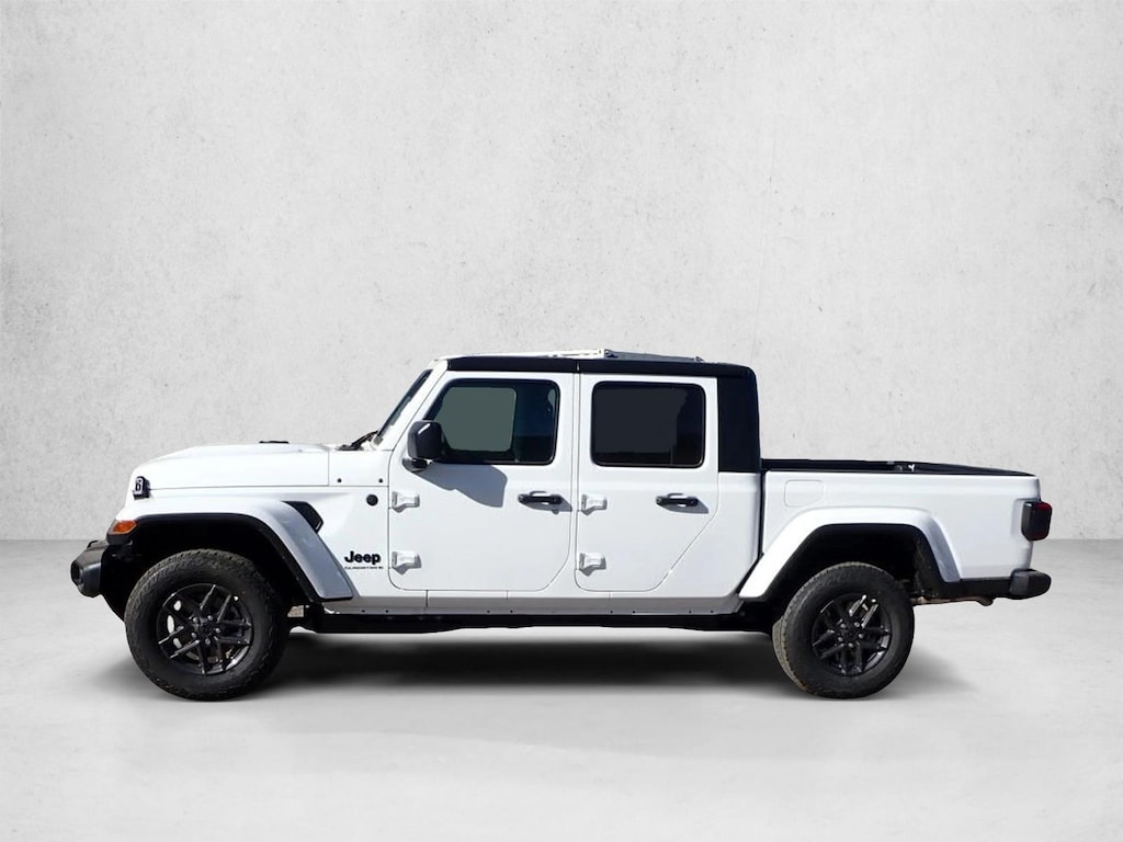 New 2026 Jeep Gladiator Sport S Truck Crew Cab