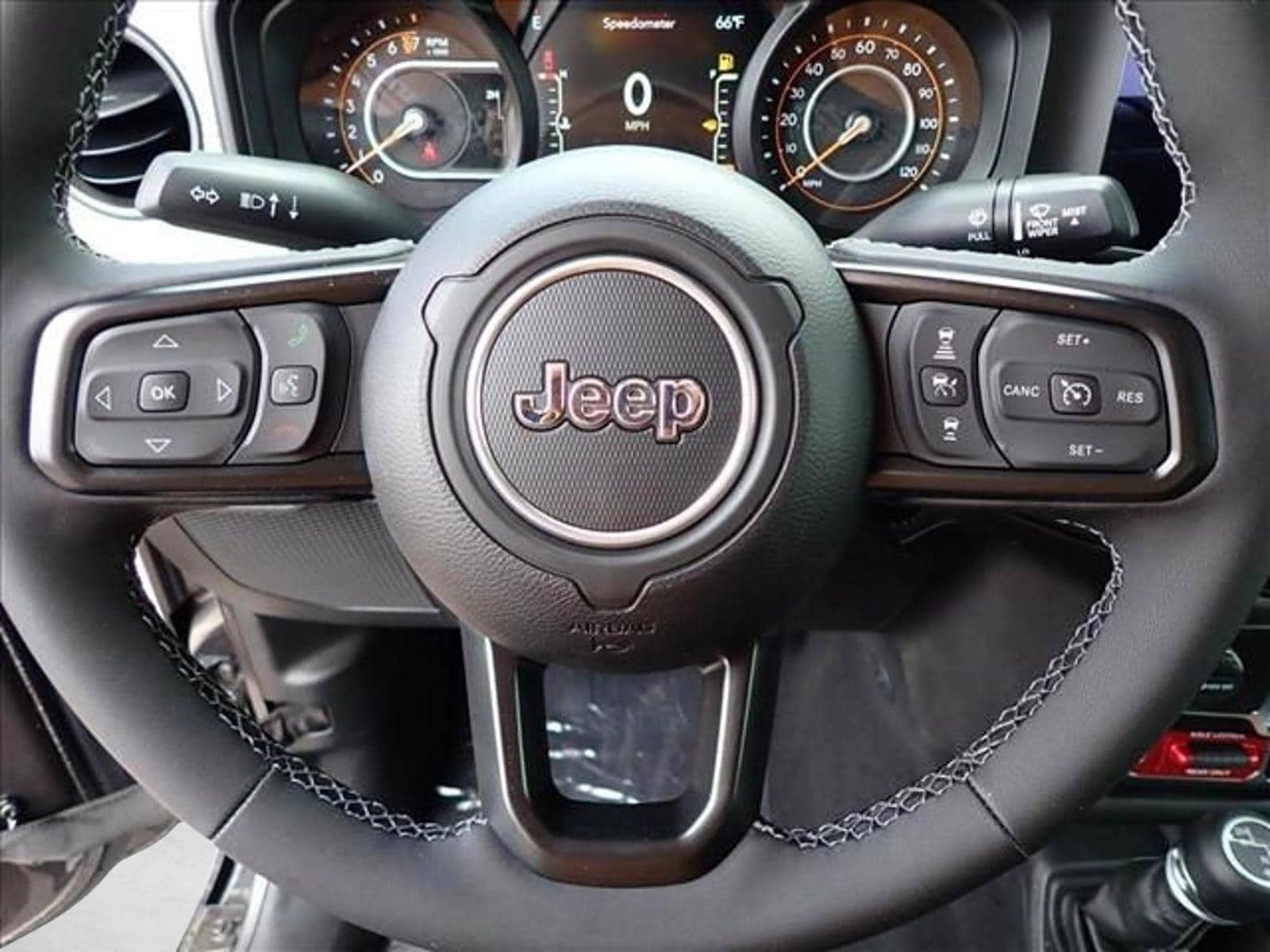 2025 Jeep Gladiator Willys - Photo 12