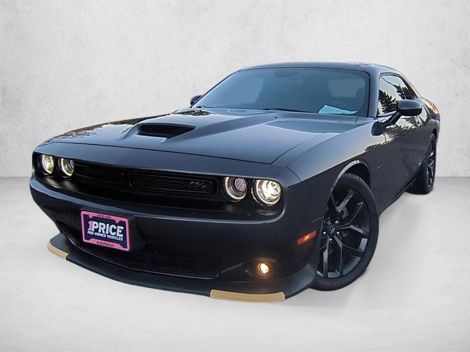2022 Dodge Challenger R/T's photo