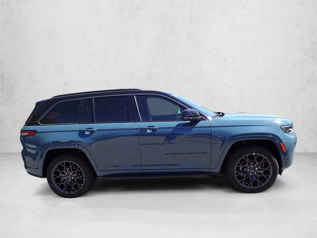New 2026 Jeep Grand Cherokee Summit SUV