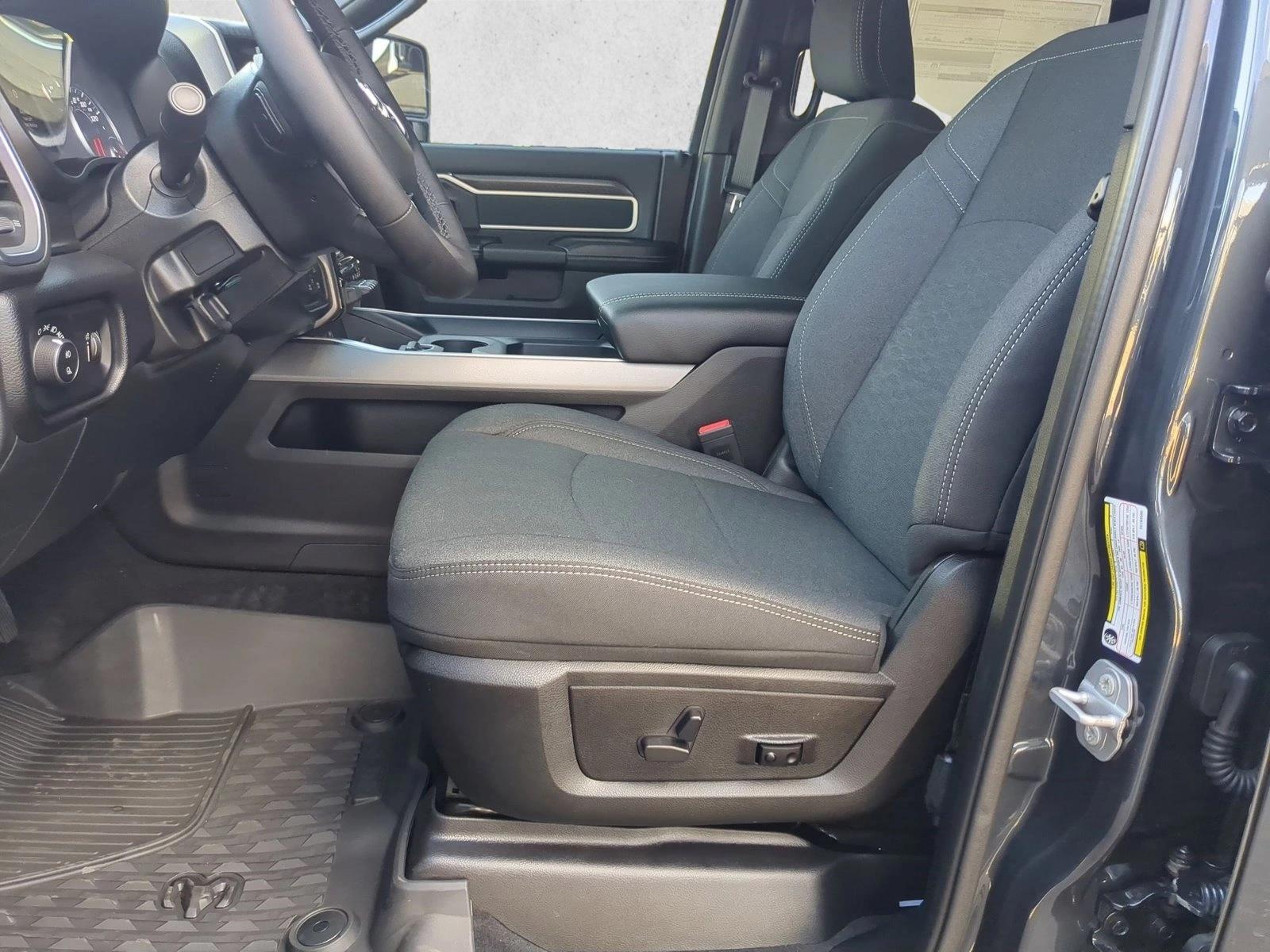 2026 Ram 2500 Big Horn photo 4