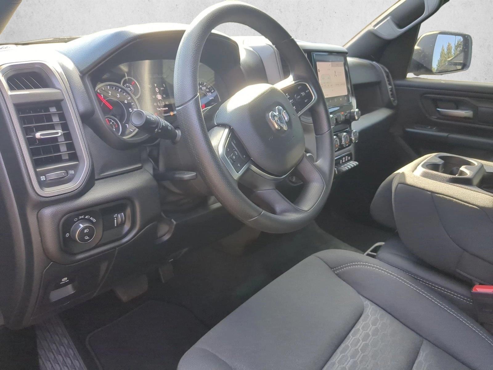 2026 Ram 1500 Express photo 2