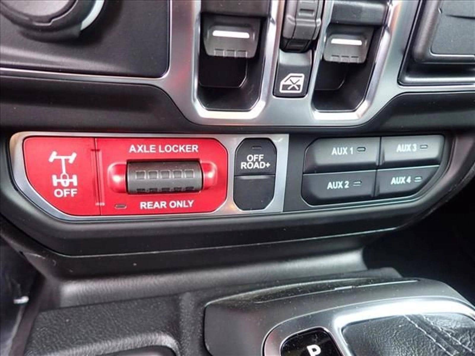 2025 Jeep Gladiator Willys - Photo 20